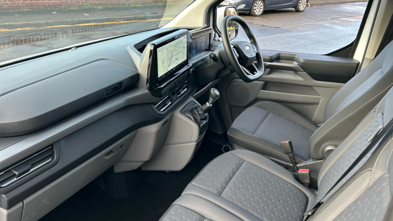 Ford Tourneo Custom 320 L1 Diesel Fwd 2.0 EcoBlue 136ps H1 Titanium 8 seater Auto